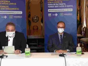 Governo de Pernambuco proíbe música nos bares e prevê fechamento de praias