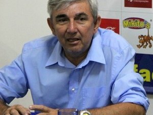 Jogadores do Nacional (AM) fazem greve; Cal ex-ASA atua na equipe