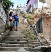 Orçada em R$35 milhões, Governo inicia obras de escadarias e pontilhões nas grotas de Maceió