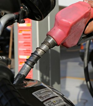 Preço médio da gasolina subiu nos postos de Arapiraca