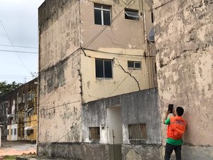 Pinheiro: demolição de prédios colapsados começa dia 7 de abril