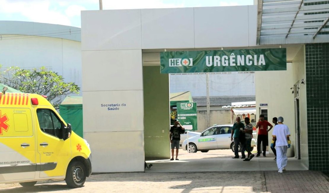 Jovem tenta matar morador de rua com pedradas e chutes em Arapiraca