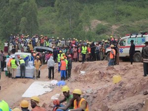 Colapso de mina deixa 14 mortos em Ruanda