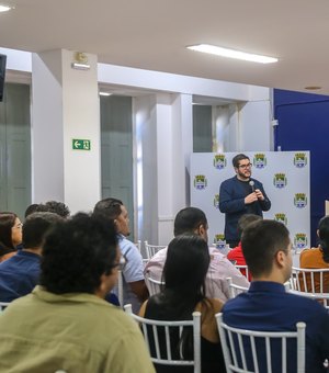 Formação sobre Plano Diretor reúne cerca de 100 assessores na Câmara de Maceió
