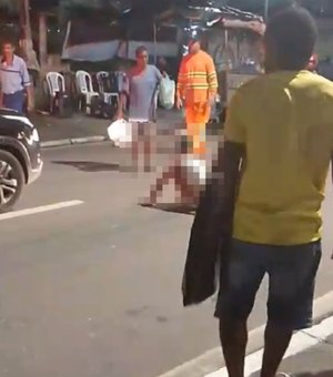 [Vídeo] Homem é esfaqueado no meio da rua no bairro Gruta de Lourdes