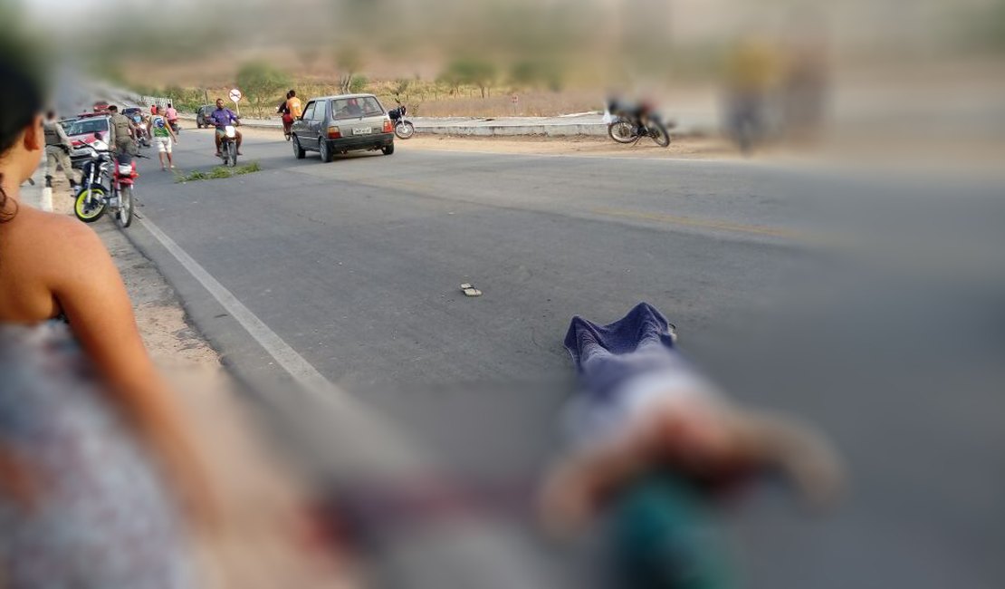 Mulher executada a tiros é encontrada na entrada da cidade de Inhapi