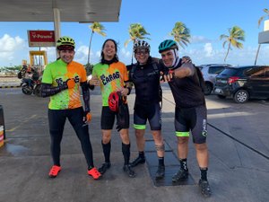 Grupo de amigos pedala 600 km de Maceió até Salvador