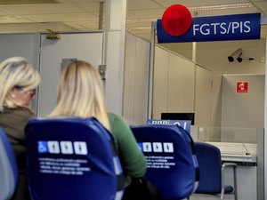 Trabalhador acima dos 60 anos começa a receber cotas do PIS/Pasep