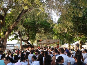 Corrida Saúde em Movimento reúne multidão em alusão aos 79 anos de Junqueiro