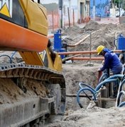 Obras de esgotamento sanitário alteram trânsito na Pajuçara por 15 dias