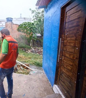 Prefeito coloca secretários em alerta para atuar em danos provocados pela chuva