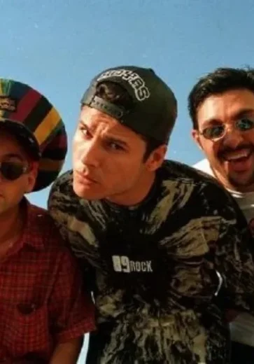 Mamonas Assassinas: veja antes e depois de jaqueta encontrada com Dinho