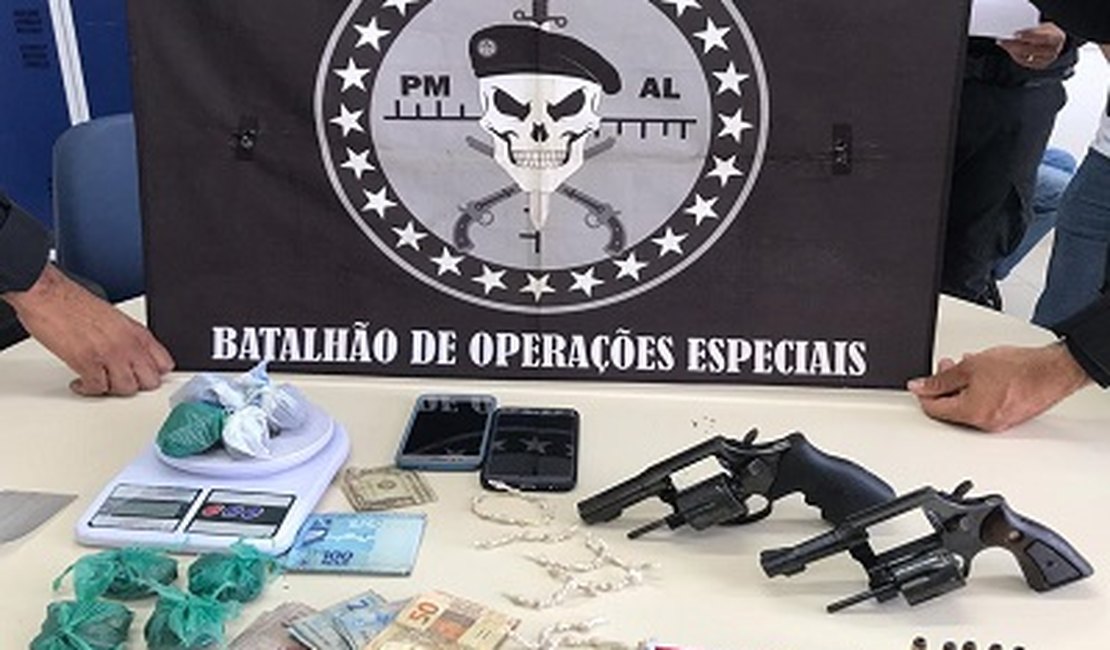 Após cumprimento de mandado, Bope aprende armas e dinheiro na Chã do Bebedouro