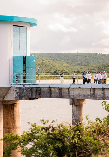 Megaoperação no sistema de abastecimento de água em Pão de Açúcar deve melhorar fornecimento na região