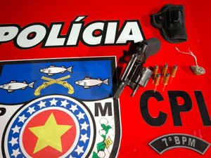 Polícia Militar apreende arma de fogo durante ocorrência de perturbação do sossego em Olho d’Água das Flores