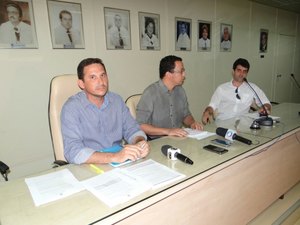 Durante coletiva, Ufal diz apoiar fiscalização do MPT e garante intensificar a fiscalização das obras