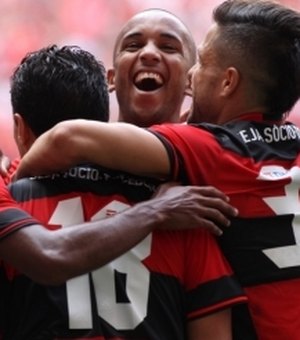 Palmeiras vacila e Atlético-MG e Flamengo colam na liderança