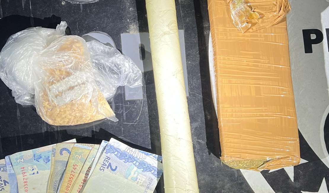 Mulher é presa após denúncia anônima de tráfico de drogas no bairro Bom Sucesso