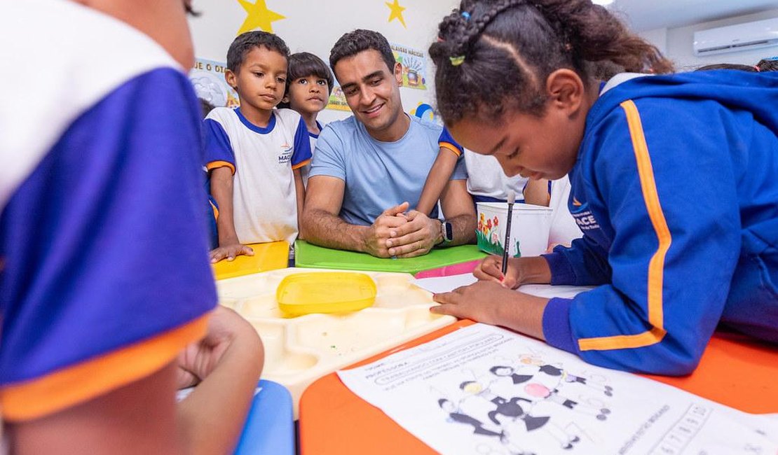 JHC assegura educação, espaços de lazer e cultura para as crianças de Maceió