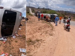 Van capota na rodovia AL-130, em Santana do Ipanema