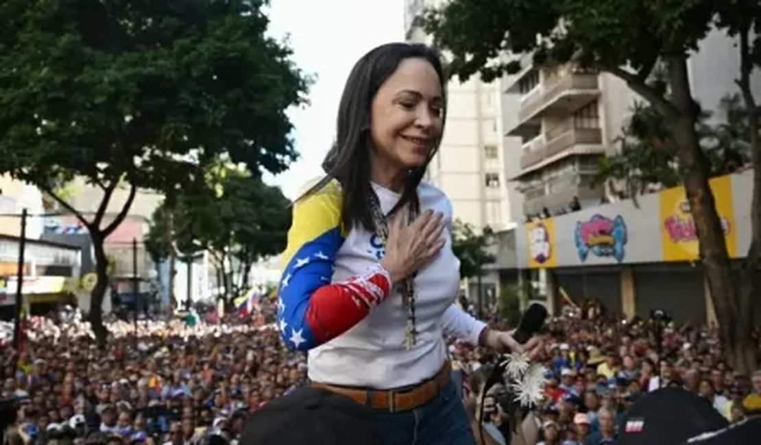 Violentamente interceptada: Oposição diz que Corina foi presa na Venezuela