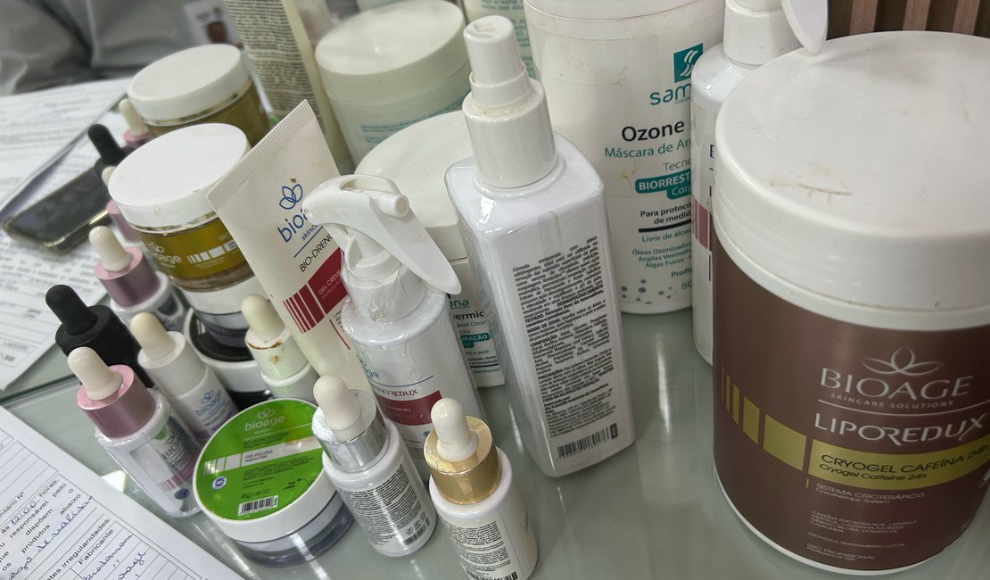 Vigilância interdita clínica de estética clandestina que usava produtos vencidos, em Maceió