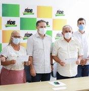 Renan Filho filia mais três prefeitos ao MDB