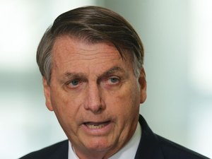 Câmara de Maceió promulga título de cidadão honorário a Bolsonaro