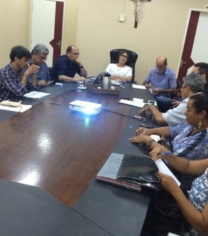 Após reunião, servidores públicos municipais decretam paralisação de 72 horas
