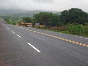 Governador assina ordem de serviço para recapeamento em rodovia do Agreste