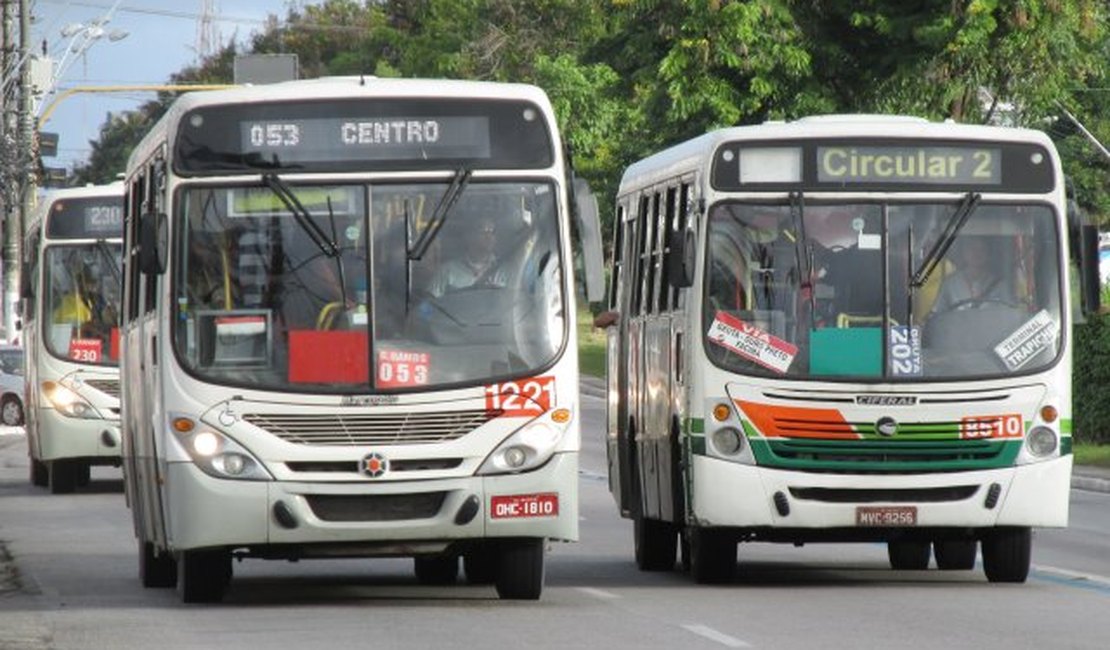 Sindicato quebra silêncio e emite nota contra projeto de Wi-Fi em ônibus de Maceió