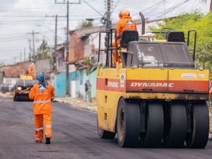 Maceió Tem Pressa: Tabuleiro do Martins recebe mais de 7.660 m² de pavimentação