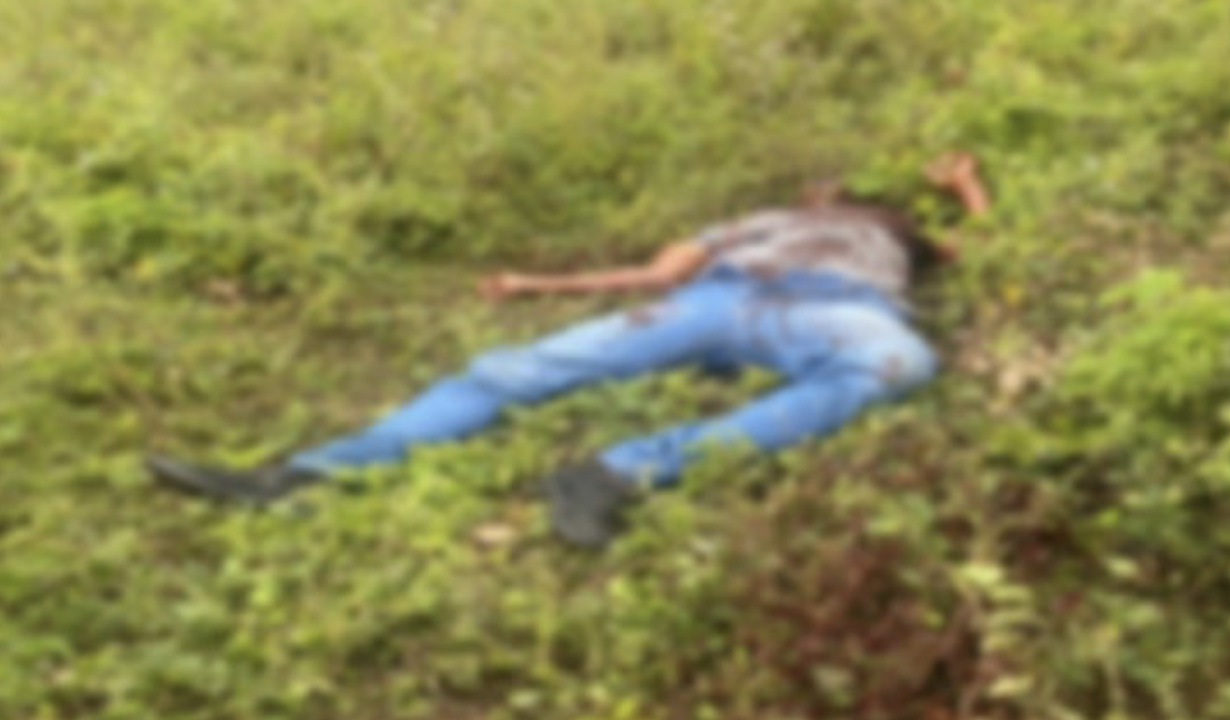 Suspeito de envolvimento em três assassinatos é executado a tiros em Inhapi