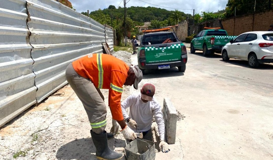 Operação Língua Suja flagra lançamento irregular de concreto em galeria pluvial no litoral Norte