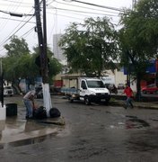 Fiscalização flagra descarte irregular de resíduos de gráfica em Maceió