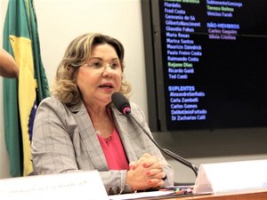 Tereza Nelma: “A Reforma da Previdência rebaixa as pessoas com deficiência ao patamar de miséria”