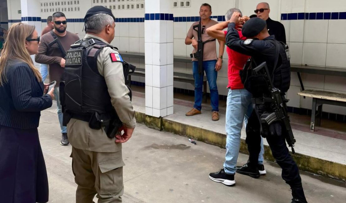 Justiça mantém prisão preventiva de professor suspeito de pedofilia em Murici