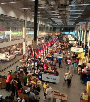 Dia J do Jomart Atacarejo acontece nesta sexta-feira (19) com ofertas especiais para o Natal