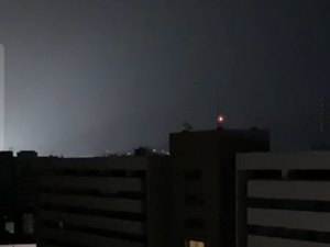 Bombeiros registram curtos-circuitos em postes durante apagão