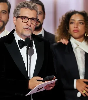 Kleber Mendonça Filho quebra silêncio após derrotas do Brasil no Oscar