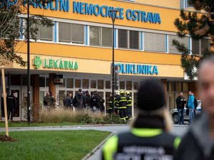 Homem invade hospital e mata seis pessoas na República Checa