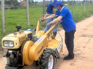 Mini Tratores chegam a Arapiraca e fortalecem a agricultura familiar no Cinturão Verde