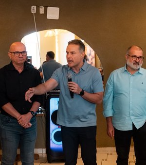 Renan Filho defende diálogo e previsibilidade em encontro com atacadistas