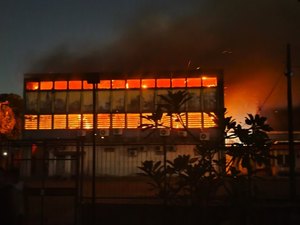 PF vai instaurar inquérito para investigar incêndio na UFPE