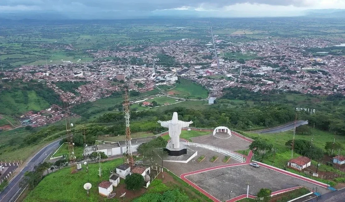 Eleições para diretores e adjuntos da rede municipal acontecem nesta sexta (12) em Palmeira dos Índios
