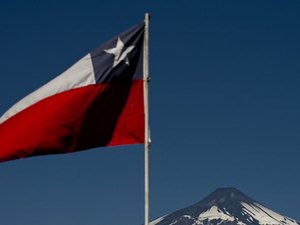 Terremoto de magnitude 7,4 atinge sul do Chile e Argentina e gera alerta de tsunami