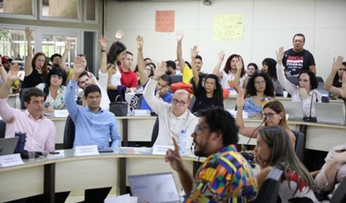 Ufal adota medidas para conter onda de violência e tráfico de drogas na instituição