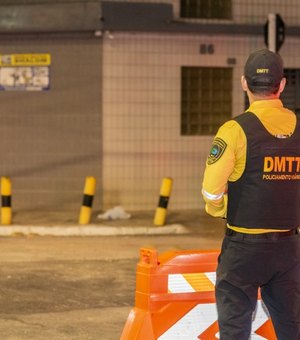 Rua no Farol será interditada para substituição de redes de esgotamento