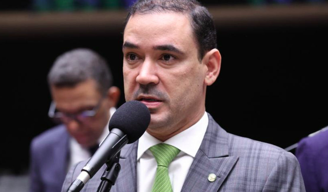 Vicentinho Júnior é eleito governador do Tocantins após vencer segundo turno