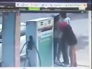 [Vídeo] Criminosos roubam funcionário de posto em Inhapi